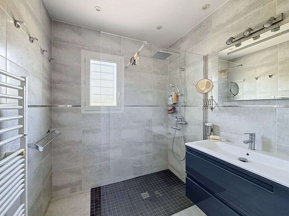 Vente Maison Spacieuse maison 4 chambres avec piscine et prestations modernes Puget-sur-argens