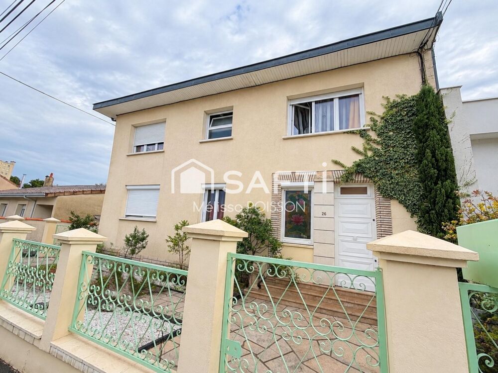 Vente Maison Maison composée de deux appartements – 6 chambres – jardin et garage Bordeaux