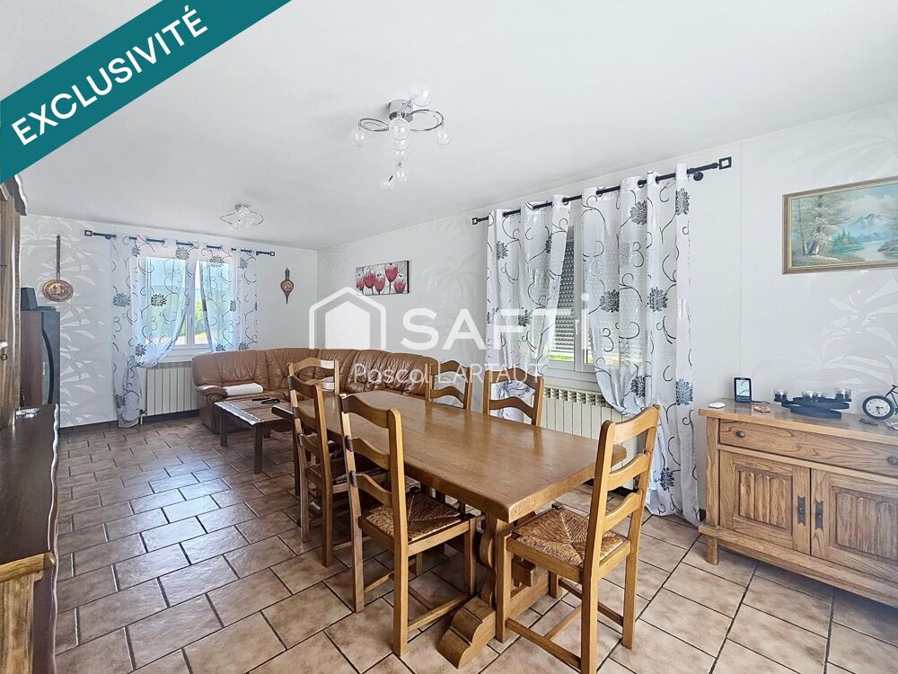 Maison familiale au calme avec grand terrain et piscine