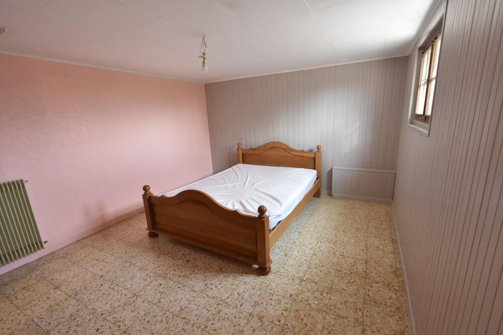 Maison individuelle idéalement située sur la commune de Sennece les Mâcon sur un terrain de 1600m2