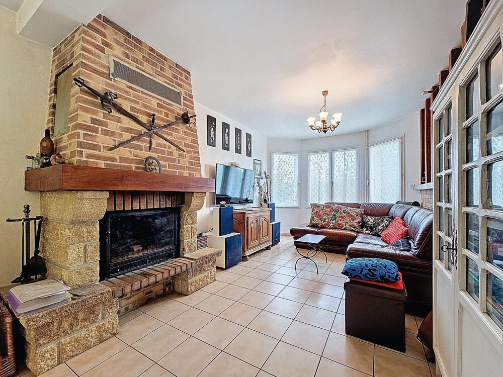 Vente Maison Maison 5 pièces 110m² sur sous-sol total à Ste Colombe Sainte-colombe