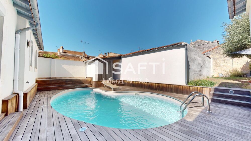 Vente Maison Maison de ville atypique avec piscine et garage – Cœur de ville au calme absolu Cognac
