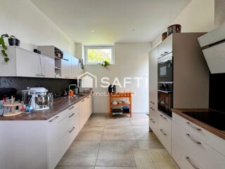  Maison � vendre 8 pi�ces 214 m�