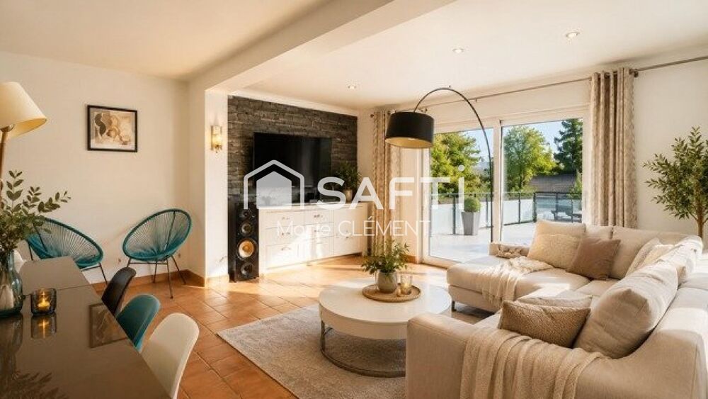 Maison individuelle de 150 m2 avec 6 chambres sur un terrain de 540 m2 et un sous sol total