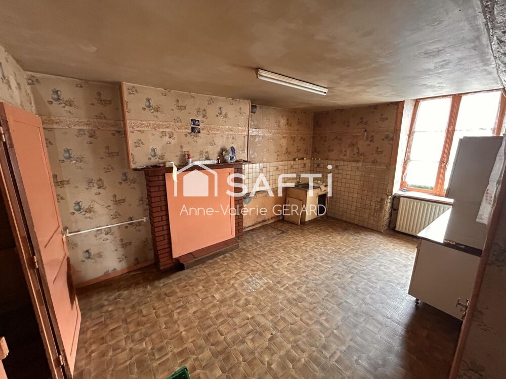 Vente Maison Maison de bourg ,128 m² avec garage et courette Fougerolles-du-plessis