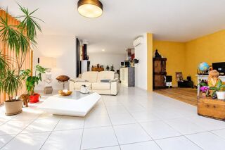 Vente Maison Villa plain-pied,155m² habitables, jardin, garage, piscine Carcassonne