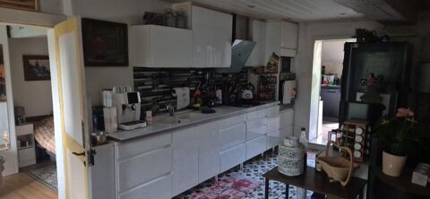   Proche des commodits, secteur trs calme Maison - 4 pice(s) - 86 m