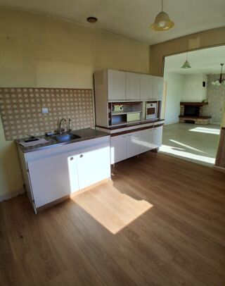 Vente Maison Maison de PLAIN PIED avec 3 chambres en CAMPAGNE Chelun
