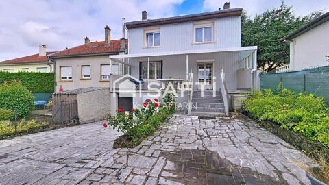   Maison F7 avec beau terrain Maison - 7 pi�ce(s) - 150 m�