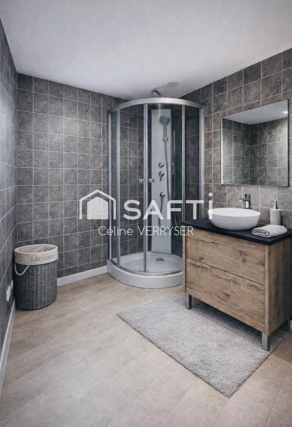 Vente Maison MAISON 5 CHAMBRES ,2 salles de bain, grand garage Hazebrouck
