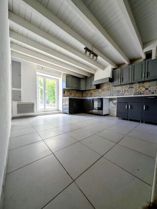  Maison à vendre 10 pièces 227 m²
