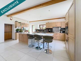  Maison � vendre 8 pi�ces 210 m�