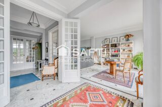  H�tel Particulier � vendre 7 pi�ces 203 m� Bordeaux