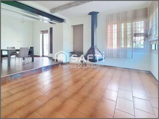  Maison  vendre 8 pices 331 m
