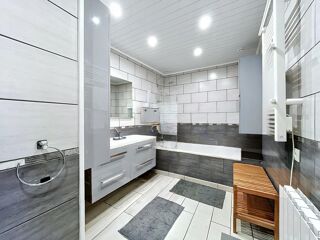  Maison � vendre 5 pi�ces 180 m�