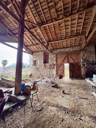  Maison  vendre 1 pice 285 m