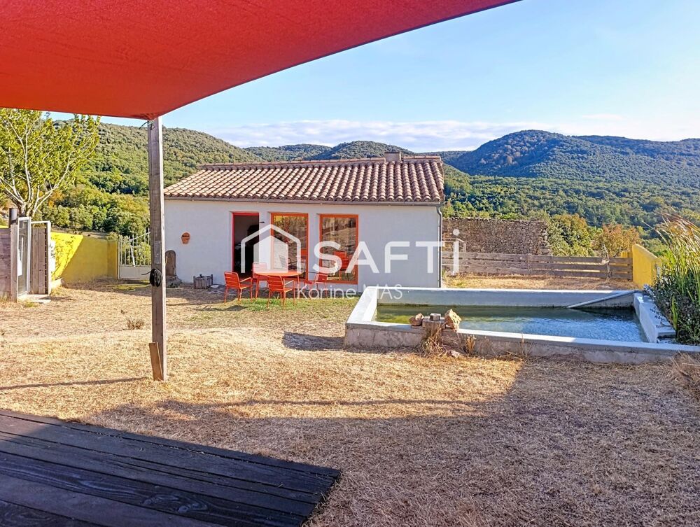 Maison de style loft avec vue