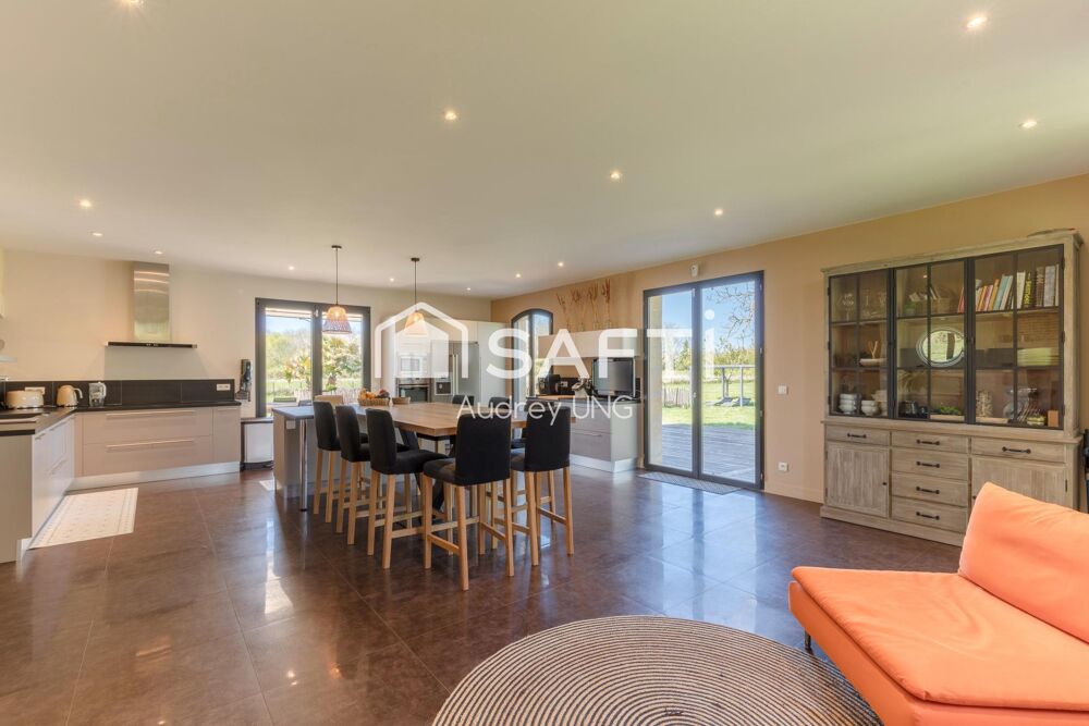 Vente Maison Maison en Pierre Saint-sulpice-et-cameyrac