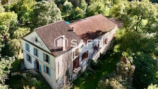  Maison  vendre 9 pices 400 m