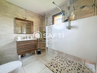  Maison � vendre 8 pi�ces 217 m�