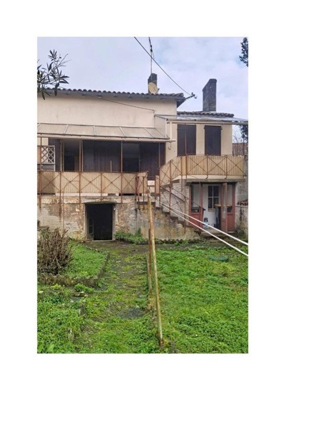 Vente Maison Maison à réhabiliter offrant de beaux volumes à exploiter Jonzac