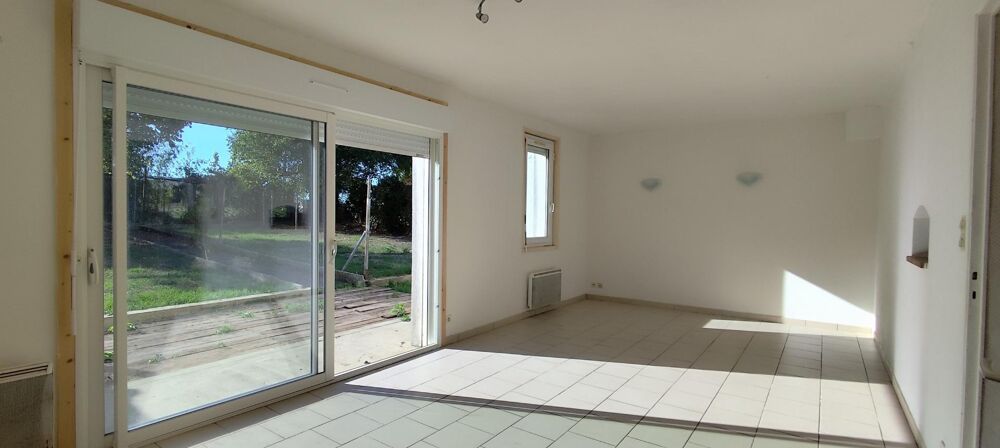 Vente Maison 3 chambres, garage et beau jardin bien exposé Saint-jean-d'angely