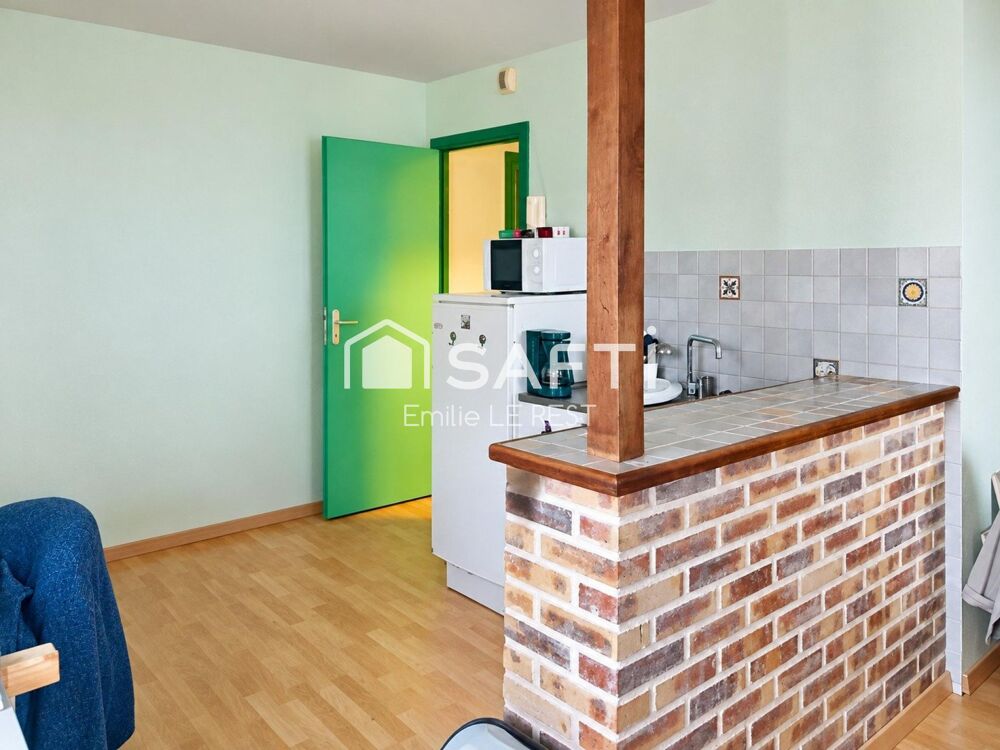 PLOMODIERN  Appartement en duplex de 38 m² avec locataire en place