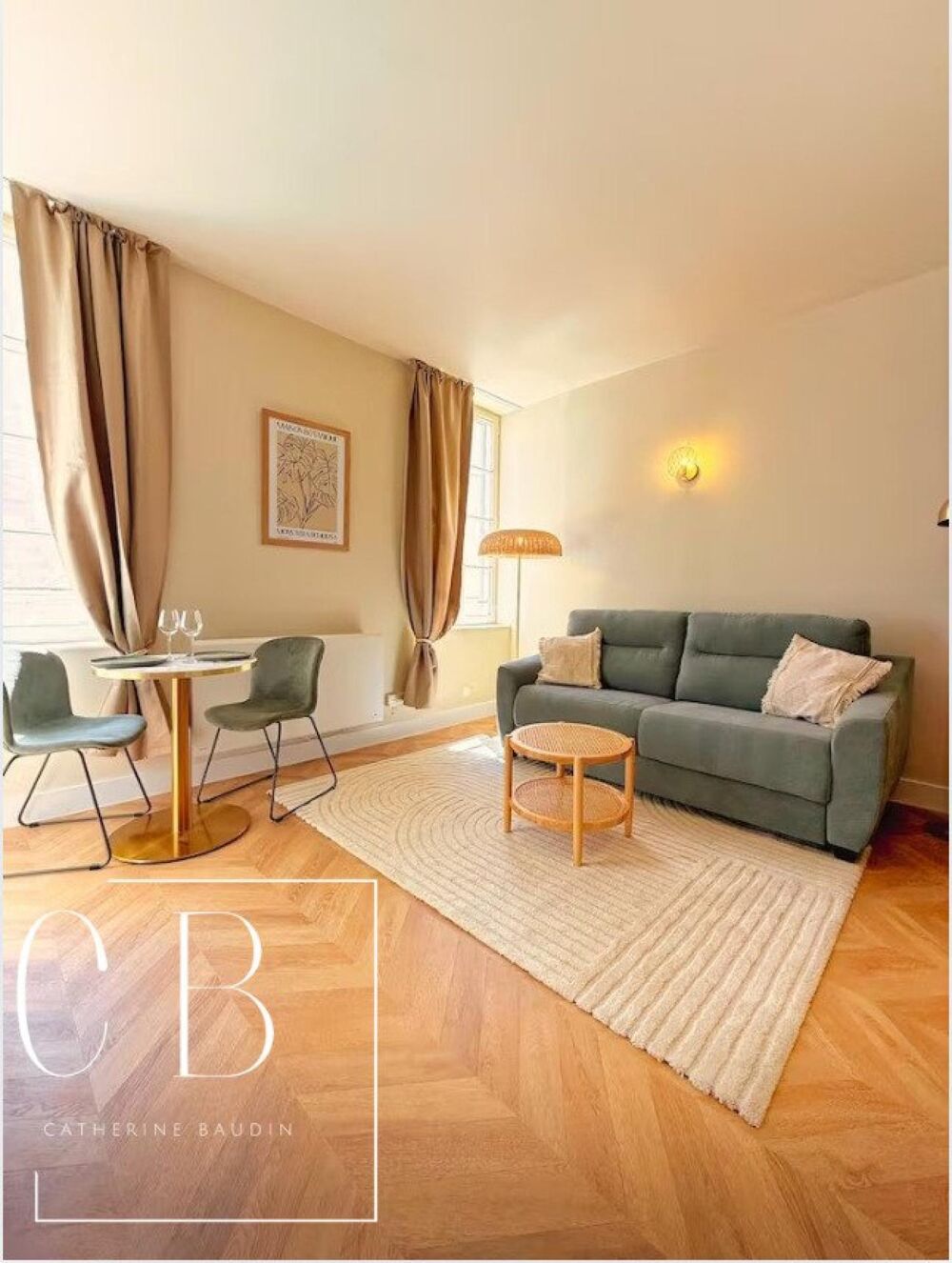 Vente Appartement Studio meublé rénové  21m2  Marché de La Rochelle La rochelle