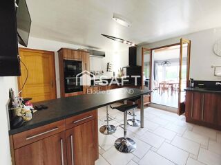  Maison  vendre 6 pices 251 m