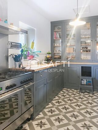  Appartement � vendre 6 pi�ces 220 m�