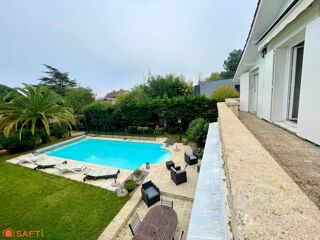  Maison � vendre 6 pi�ces 200 m�