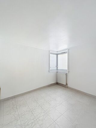  Appartement � vendre 4 pi�ces 82 m�