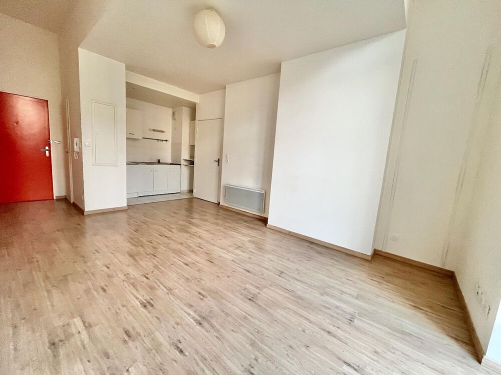 Appartement T2 avec jardin et place de stationnement sécurisée
