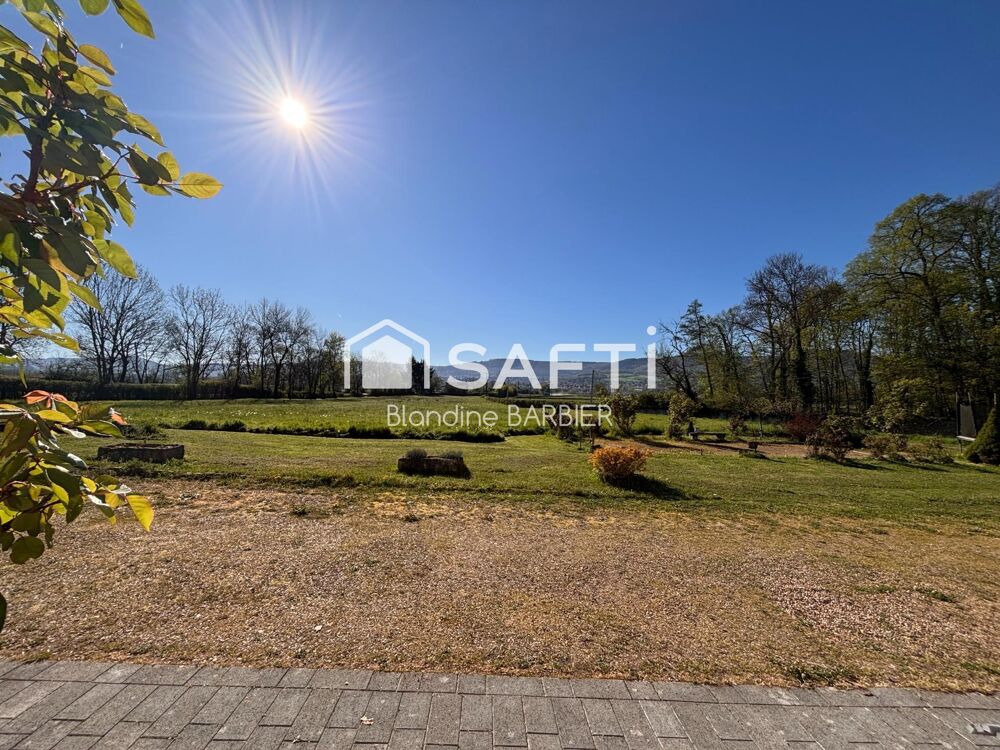 Longère en pierres de 241 m² avec 2 habitations et 1.84 ha - Autun