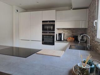  Appartement à vendre 6 pièces 146 m²
