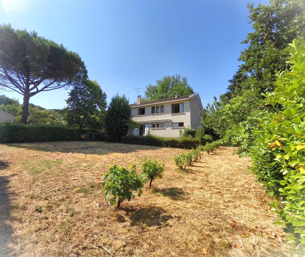 Vente Maison Maison de 1970,130m² sur un terrain de 1125m² Revel