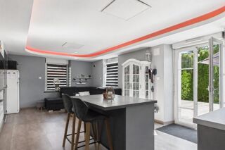  Maison à vendre 9 pièces 239 m²