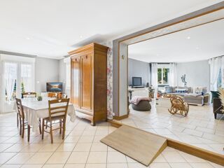  Maison à vendre 8 pièces 161 m²