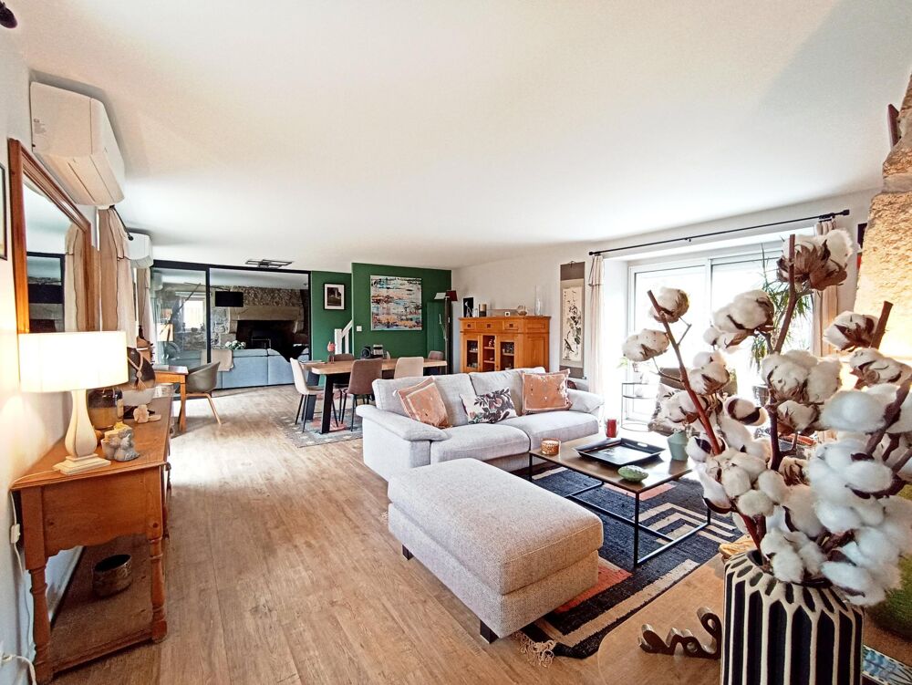 Charme de lancien, confort contemporain  Maison de 180 m² à Saint-Pol-de-Léon