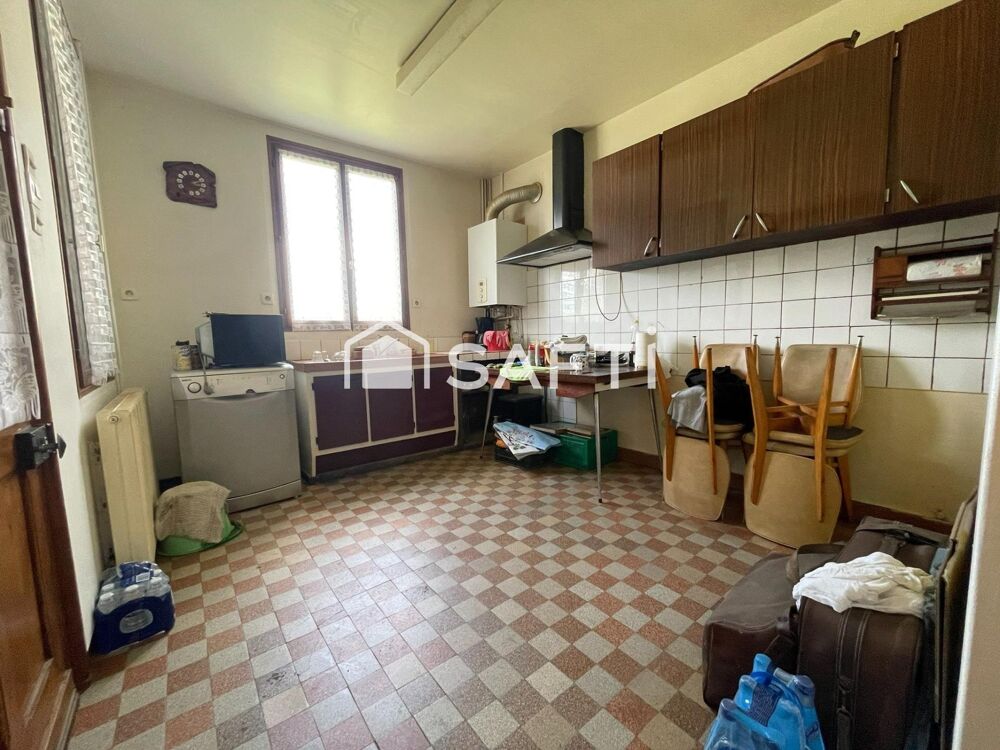À saisir : Maison à rénover avec grand terrain