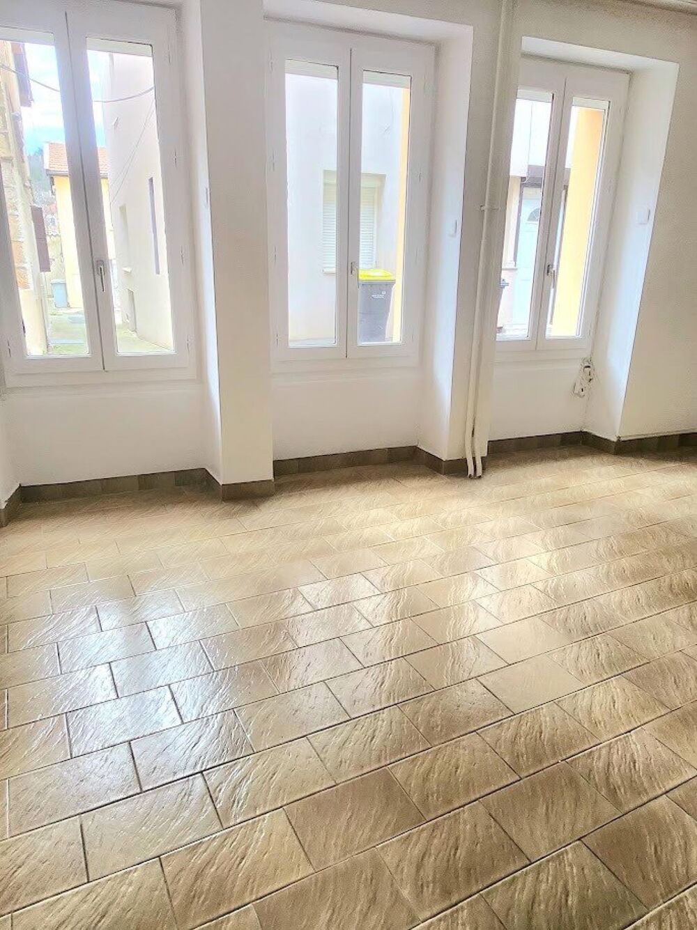 Vente Maison MAISON DOUBLE GARAGE JARDIN Rive-de-gier