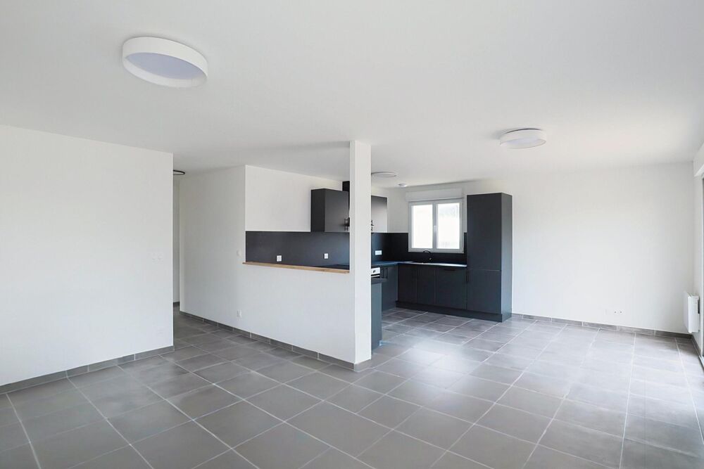 Maison 100m2, 3 chambres à 2 minutes de CIVRAY