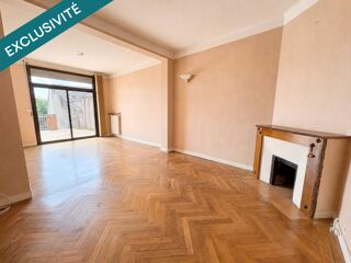  Immeuble à vendre 253 m²