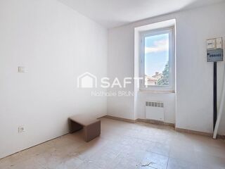  Maison  vendre 8 pices 230 m