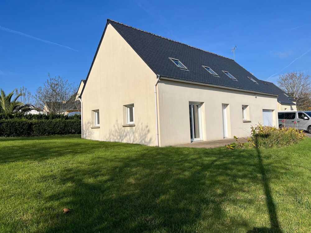 Maison au calme avec vie de plain pied bourg de Saint Yvi
