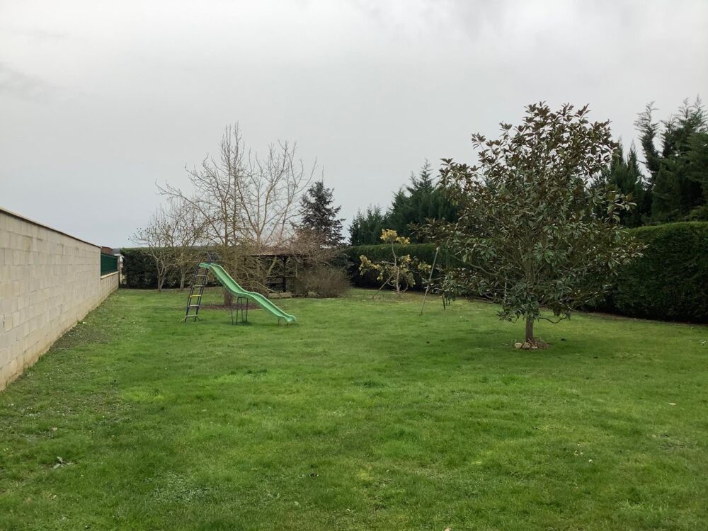 Vente Terrain Situé dans la charmante commune de Varennes-sur-Seine (77130) Varennes-sur-seine