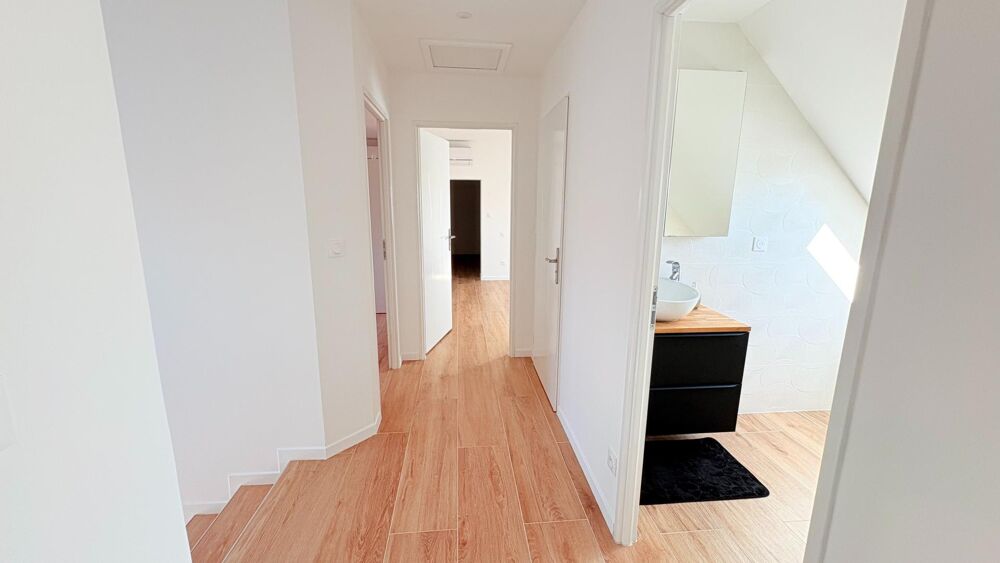 Vente Maison Maison contemporaine 4 chambres – DPE A Ingre