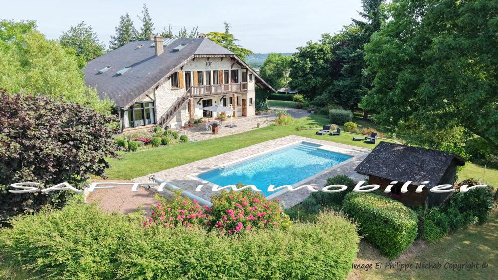 Propriété dexception à 1 heure de PARIS : 335m2 habitables, 6/7 chambres, piscine, dépendances, parc de 5700m2 + projet daména