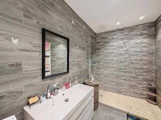  Appartement � vendre 6 pi�ces 102 m�