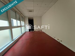  Immeuble � vendre 581 m�